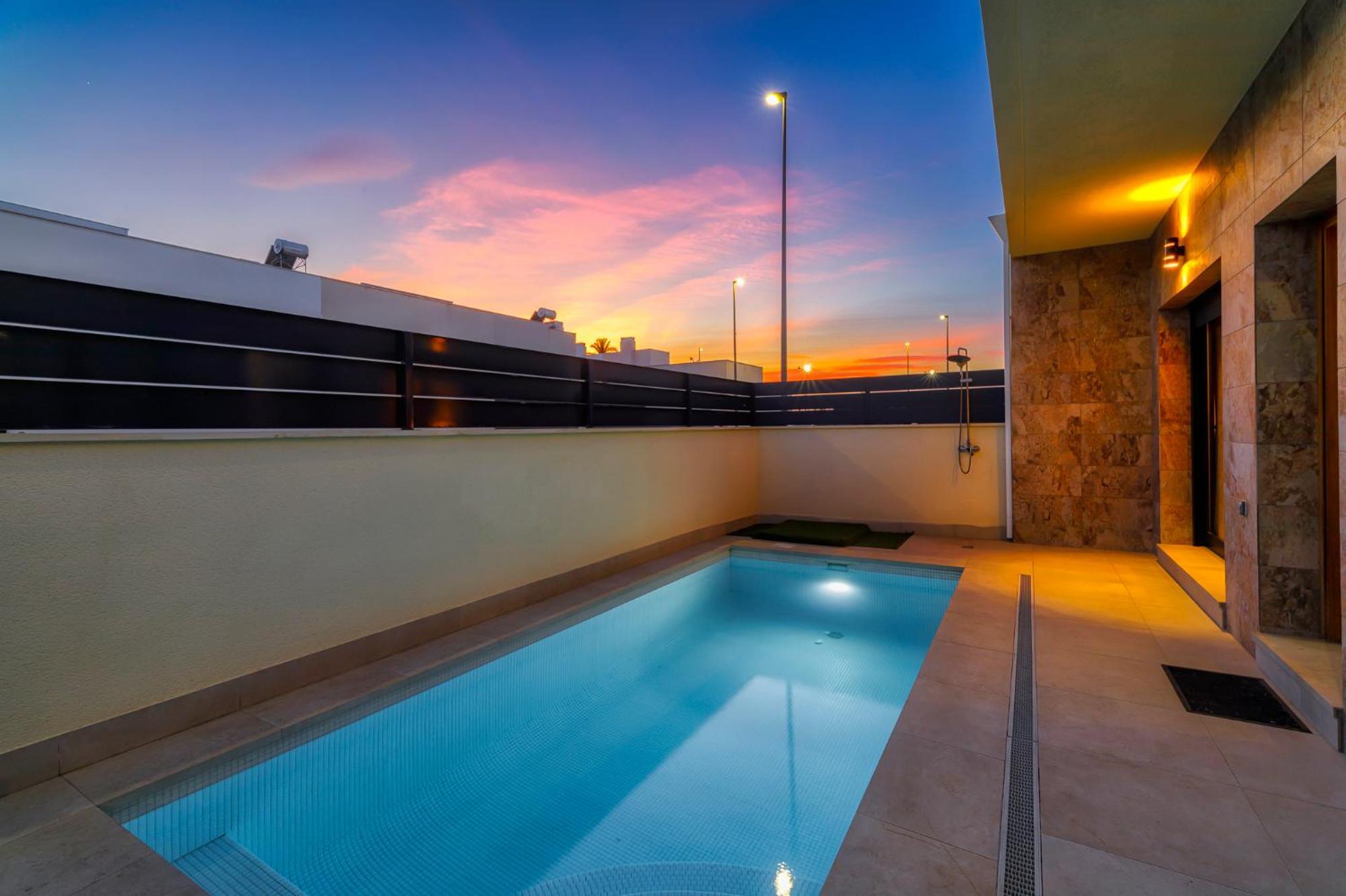 Villa White Diamond - Piscine - Plage 10 Minutes Daya Vieja Экстерьер фото